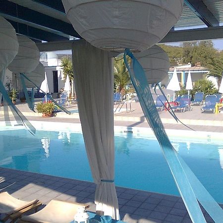 Helios Hotel Agia Marina  외부 사진