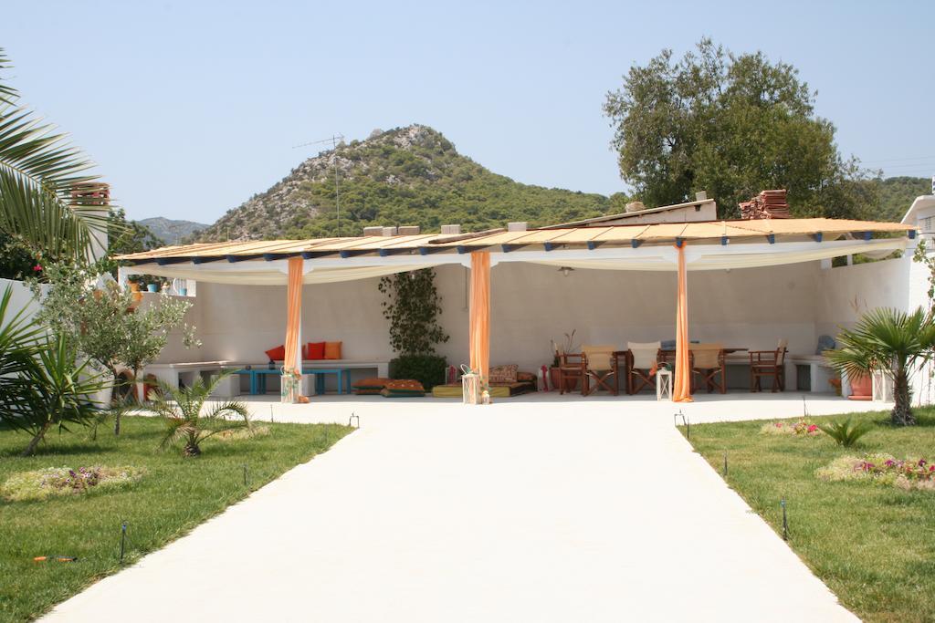 Helios Hotel Agia Marina  외부 사진