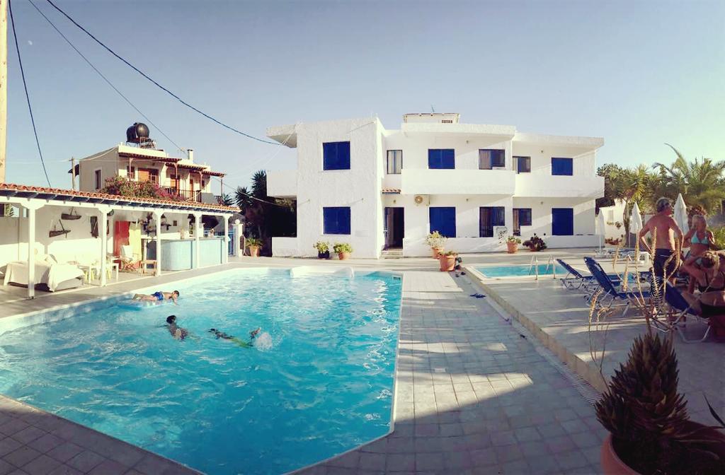 Helios Hotel Agia Marina  외부 사진